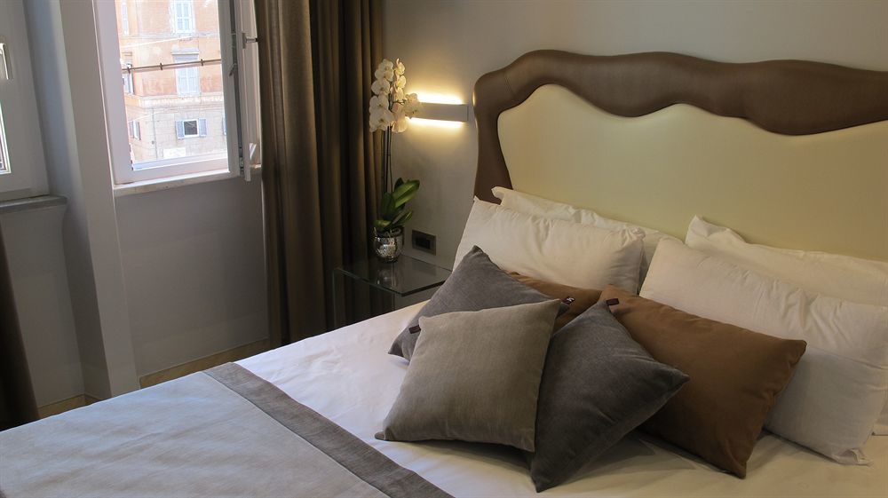 Pantheon Caesar Relais Hotel Rome Exterior photo