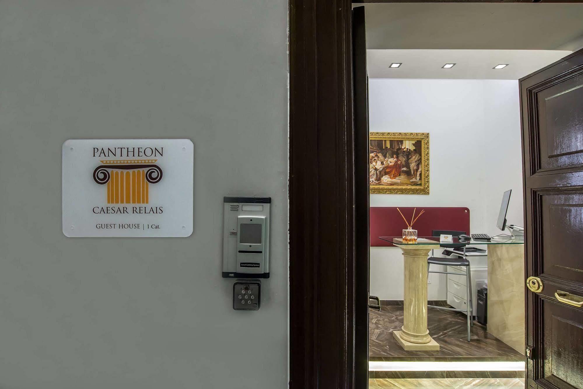 Pantheon Caesar Relais Hotel Rome Exterior photo