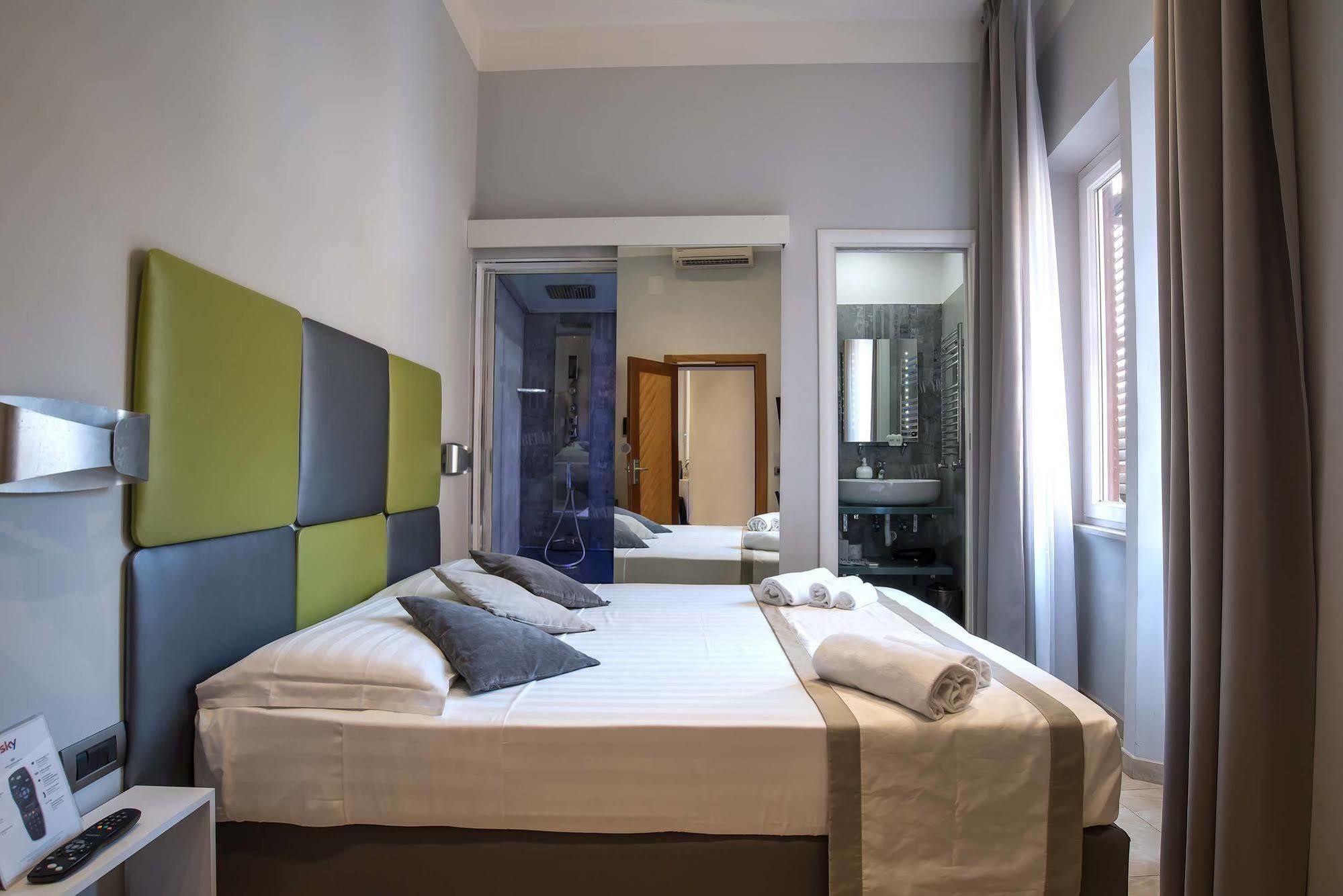 Pantheon Caesar Relais Hotel Rome Exterior photo