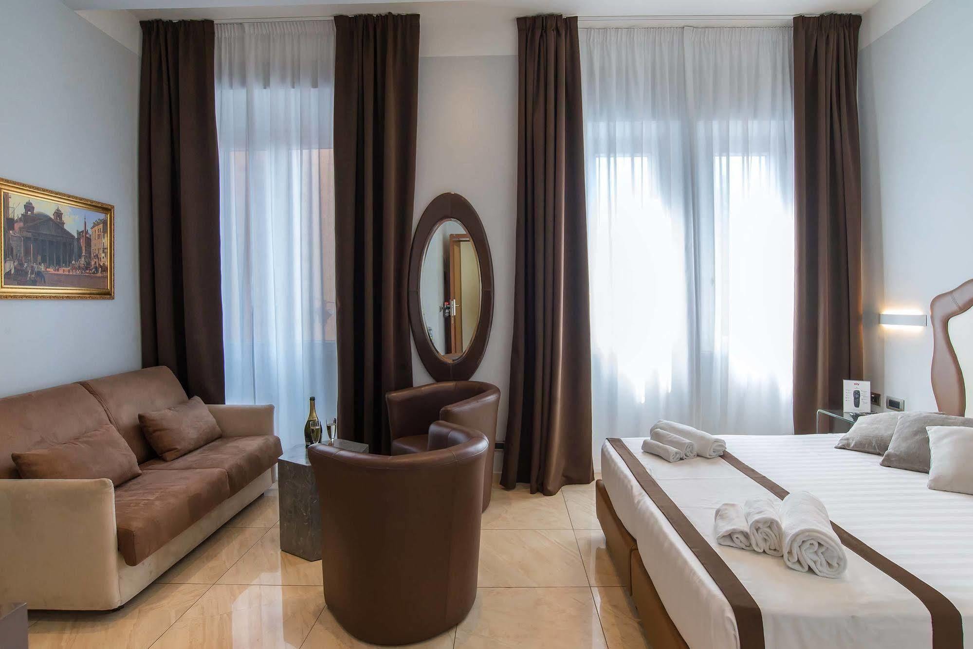 Pantheon Caesar Relais Hotel Rome Exterior photo